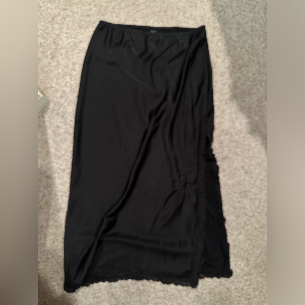 MIDI silk skirt with slit